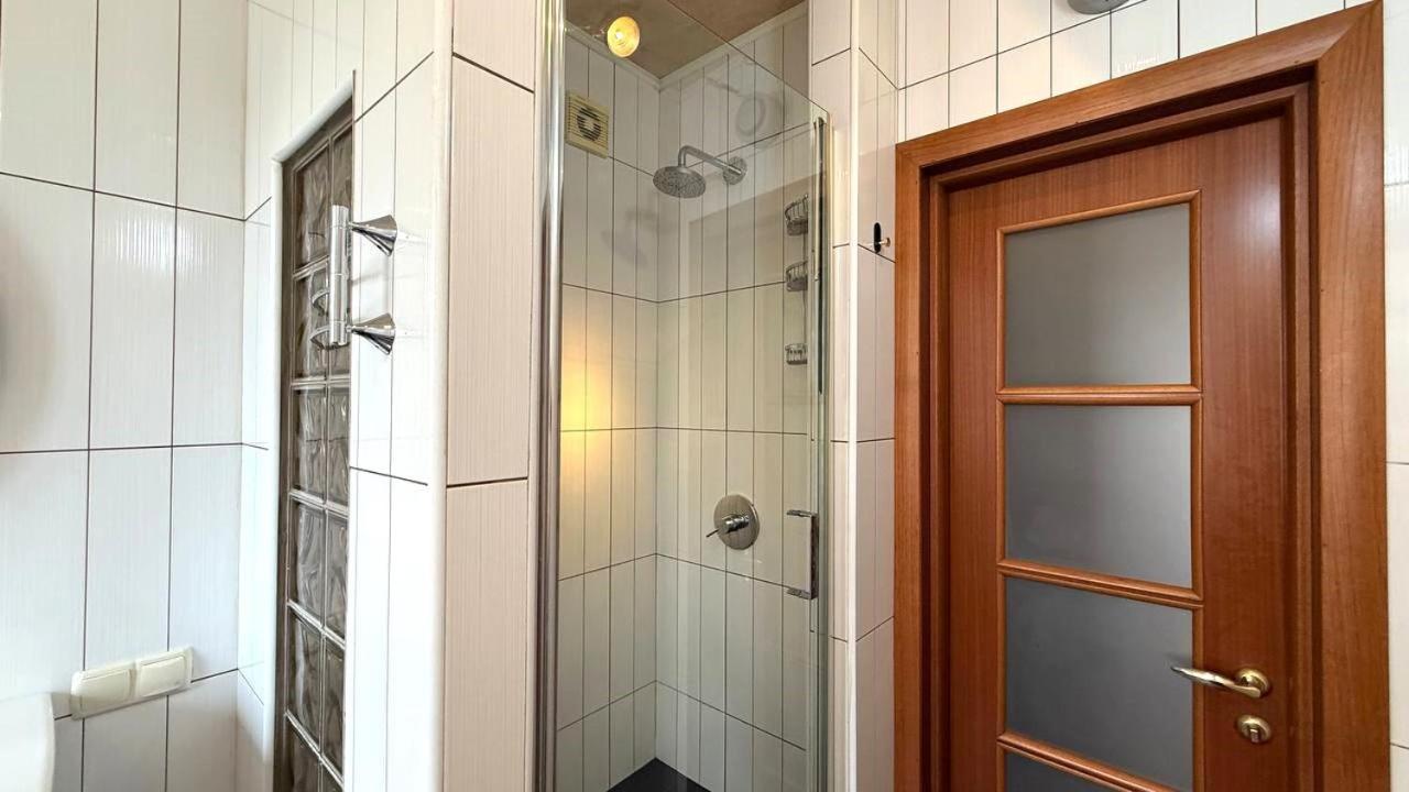 Mironositskaya 75 Apartment Харков Екстериор снимка